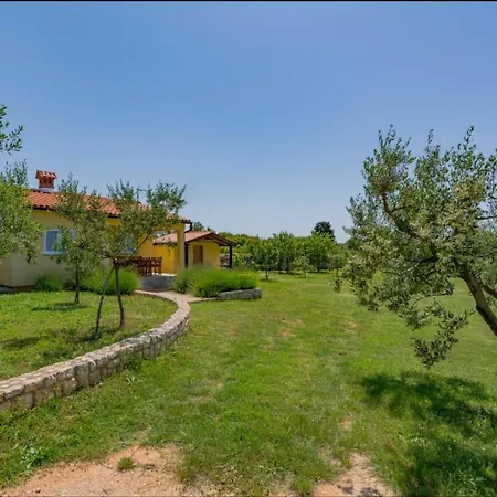 Holiday home Aleksandra